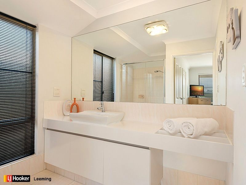 2 Evergreen Court, Leeming WA 6149