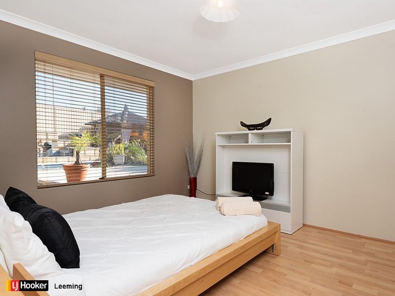 2 Evergreen Court, Leeming WA 6149