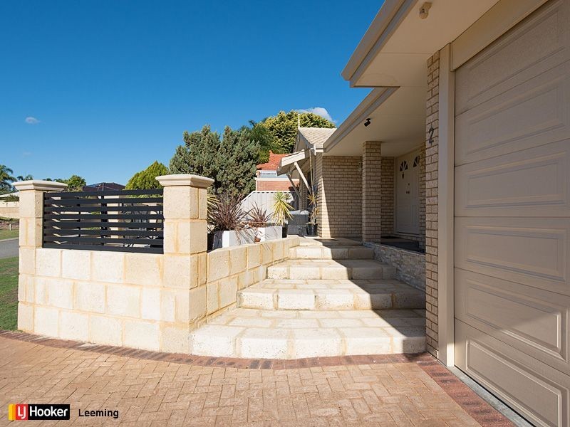 2 Evergreen Court, Leeming WA 6149