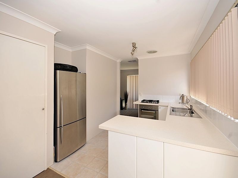 33 Burrendah Boulevarde, Willetton WA 6155