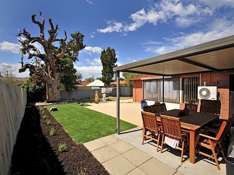 33 Burrendah Boulevarde, Willetton WA 6155