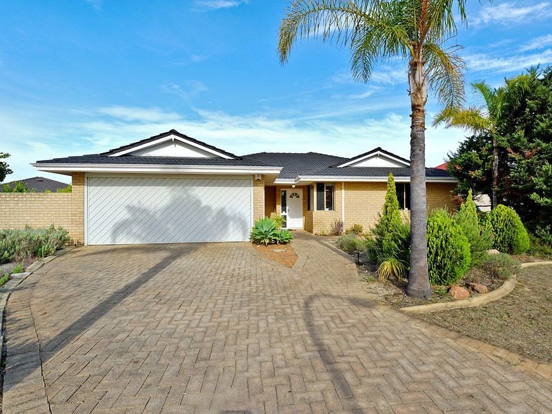 25 Green Croft Gardens, Leeming WA 6149