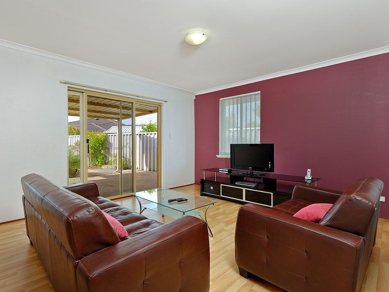 25 Green Croft Gardens, Leeming WA 6149