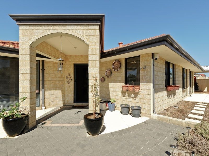 1 Fern Leaf Court, Leeming WA 6149