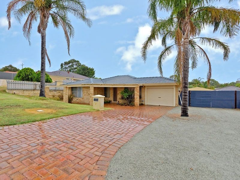 7 Hunnicutt Close, Yangebup WA 6164