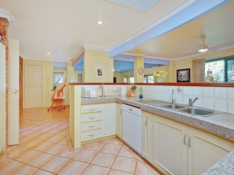 24 Waraker Way, Leeming WA 6149