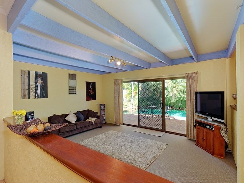 24 Waraker Way, Leeming WA 6149