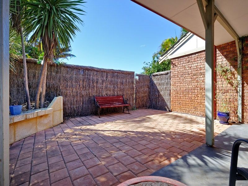 24 Waraker Way, Leeming WA 6149