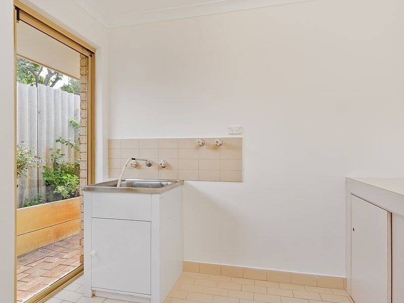 23A Gladstone Road, Leeming WA 6149