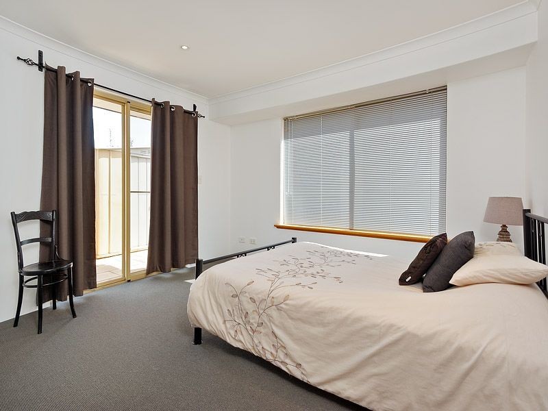 14 Riversdale Pass, Jandakot WA 6164