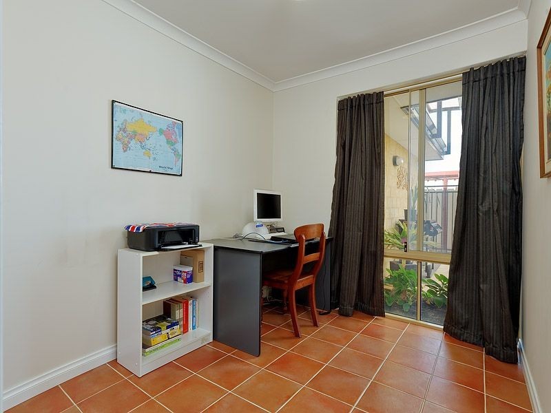 14 Riversdale Pass, Jandakot WA 6164