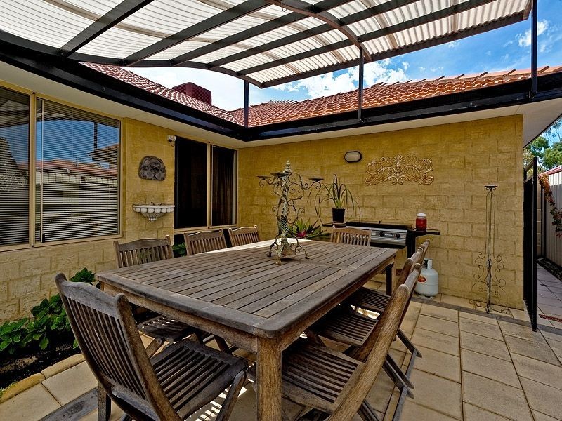 14 Riversdale Pass, Jandakot WA 6164