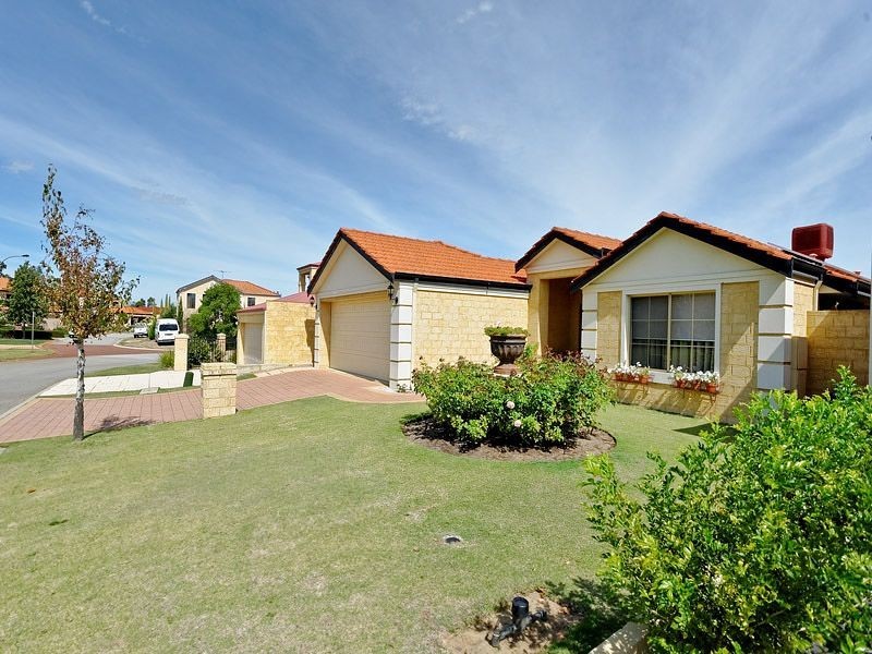 14 Riversdale Pass, Jandakot WA 6164