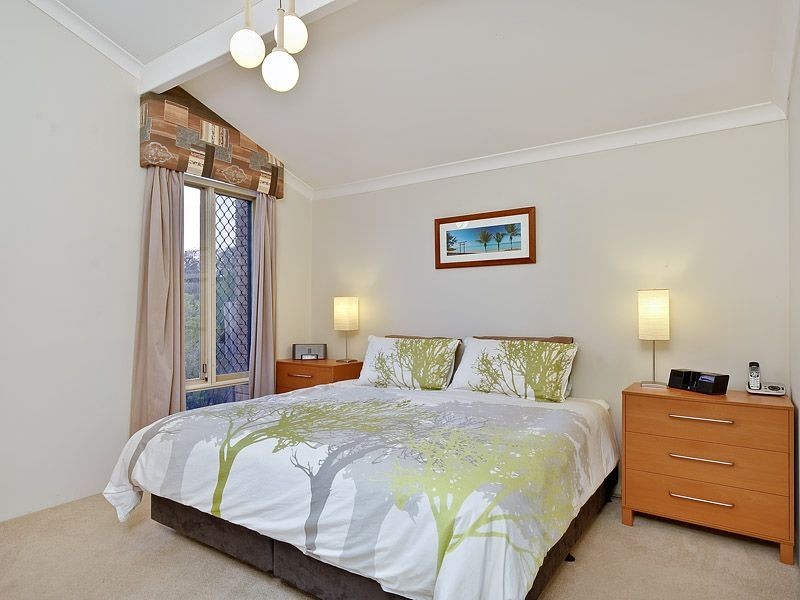 84 Casserly Drive, Leeming WA 6149