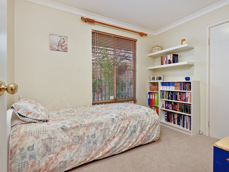 84 Casserly Drive, Leeming WA 6149