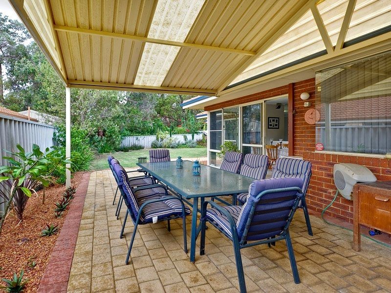 9 Invercauld Ave, Bibra Lake WA 6163