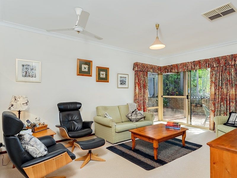 12 Heston Close, Leeming WA 6149