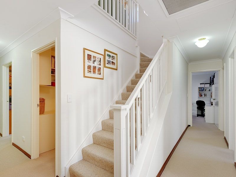12 Heston Close, Leeming WA 6149