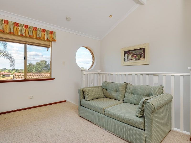 12 Heston Close, Leeming WA 6149