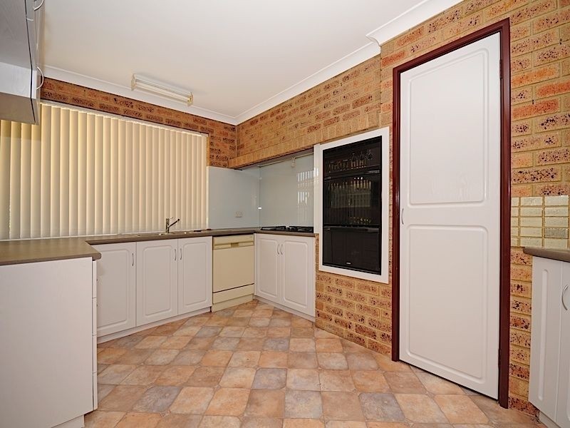 36 McGuinness Drive, Leeming WA 6149