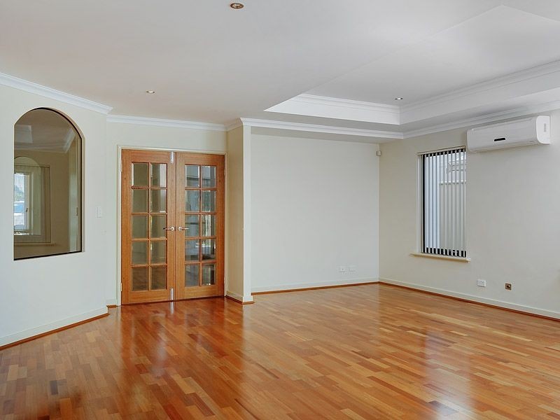 171B Riseley Street, Booragoon WA 6154