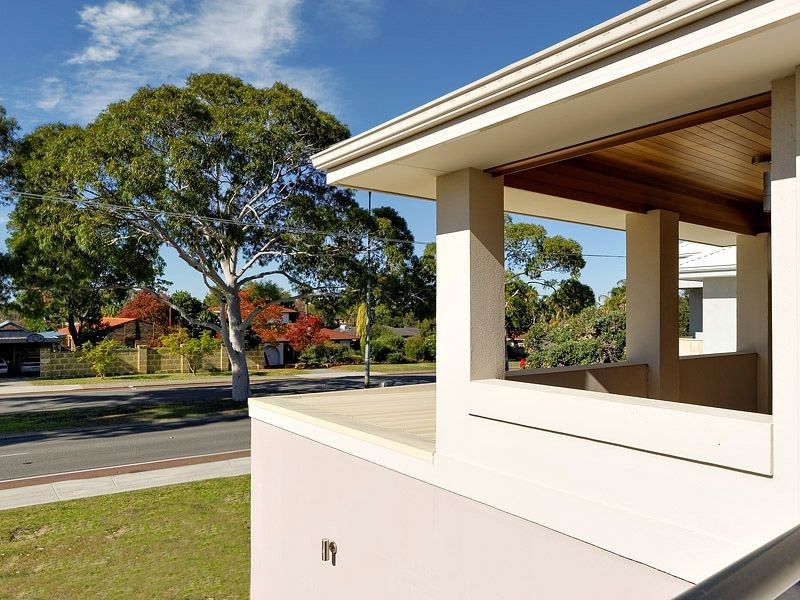 171B Riseley Street, Booragoon WA 6154