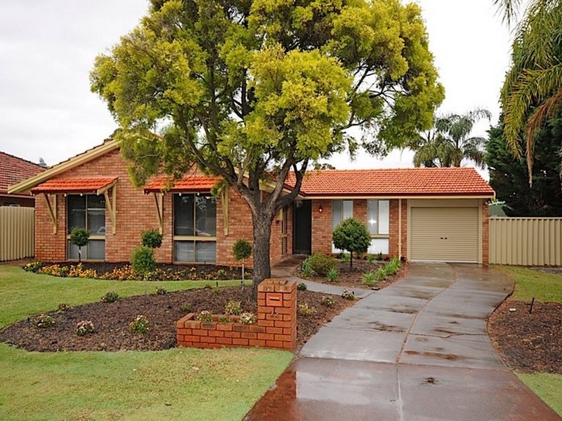 22 Hartfield Crescent, Leeming WA 6149