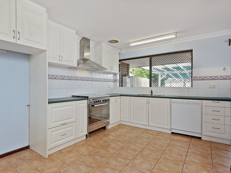 43 Matthew Avenue, Leeming WA 6149