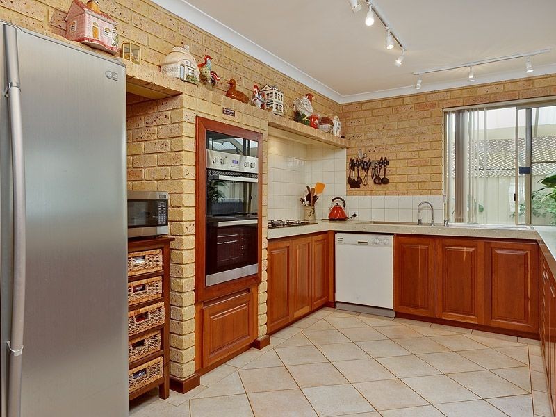 3 Olsen Court, Leeming WA 6149