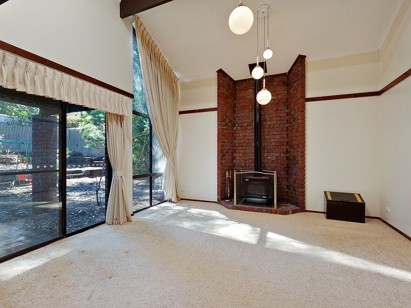21 Jefferies Way, Leeming WA 6149
