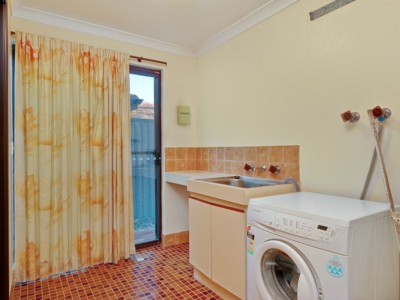 21 Jefferies Way, Leeming WA 6149