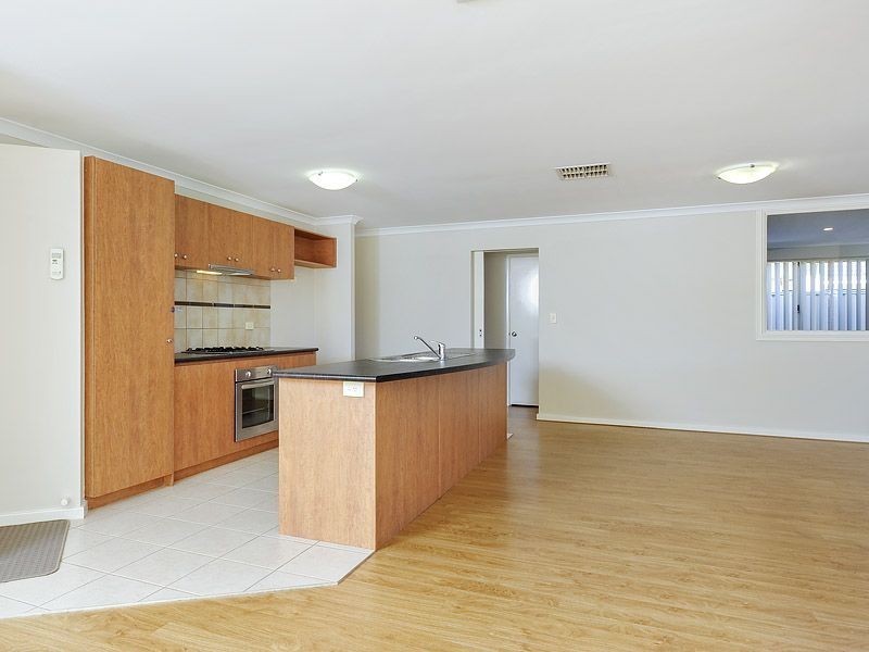 75 Campbell Road, Canning Vale WA 6155