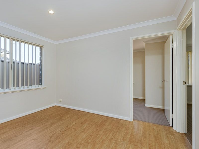 75 Campbell Road, Canning Vale WA 6155