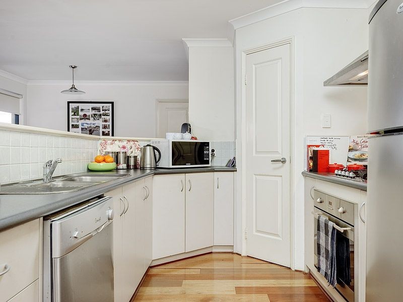 9B Acapulco Way, Southern River WA 6110