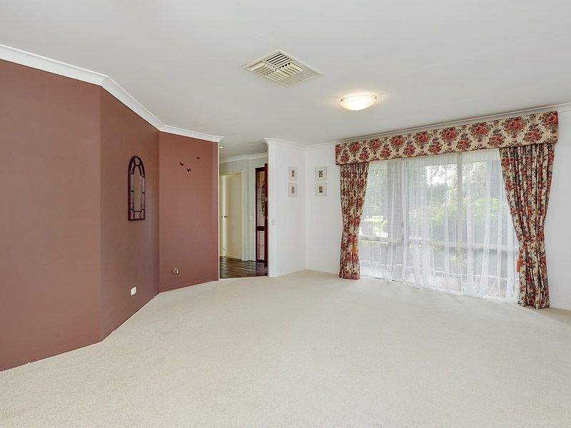 6 Eagar Corner, Leeming WA 6149