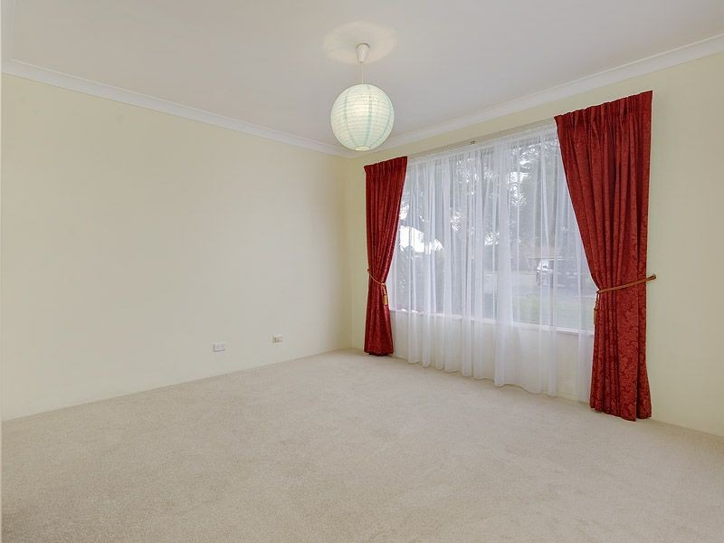 6 Eagar Corner, Leeming WA 6149