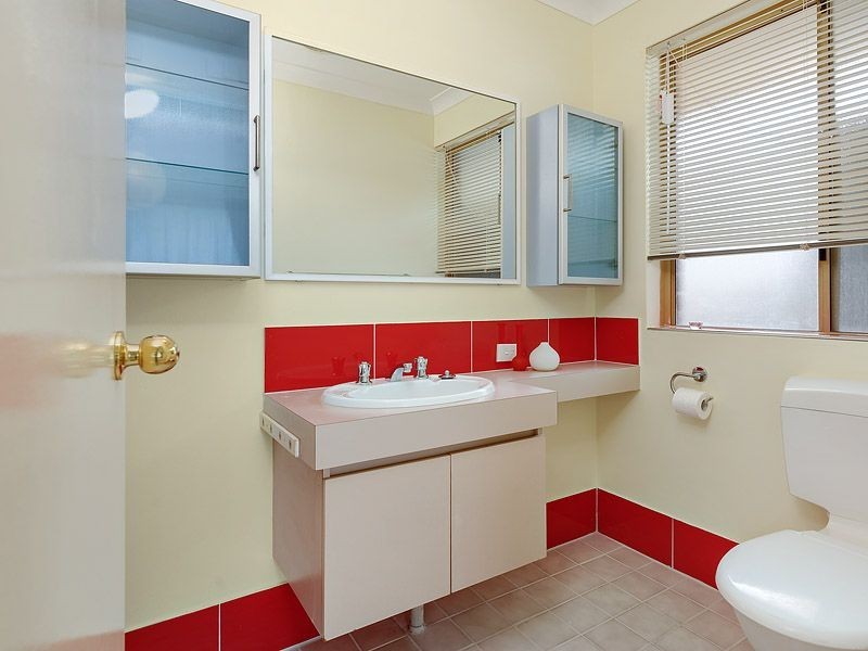 6 Eagar Corner, Leeming WA 6149