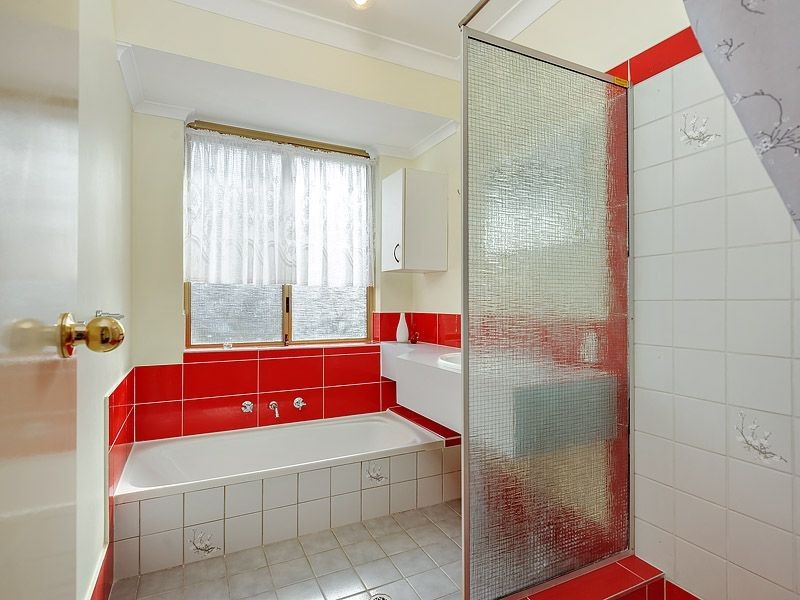 6 Eagar Corner, Leeming WA 6149