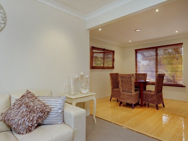 2 Dain Court, Leeming WA 6149