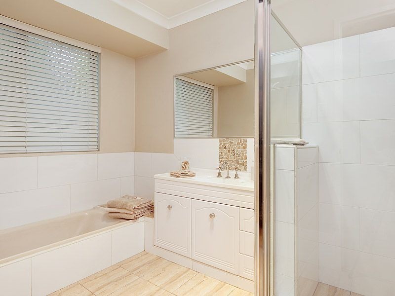 2 Dain Court, Leeming WA 6149