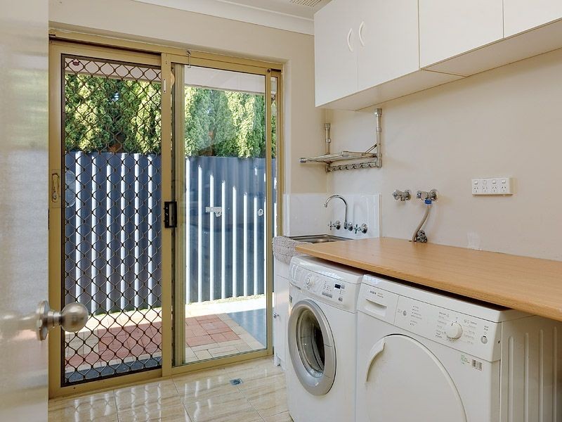 2 Dain Court, Leeming WA 6149