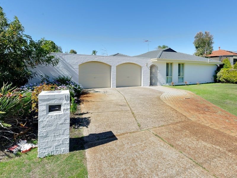 11 Darley Circle, Bull Creek WA 6149