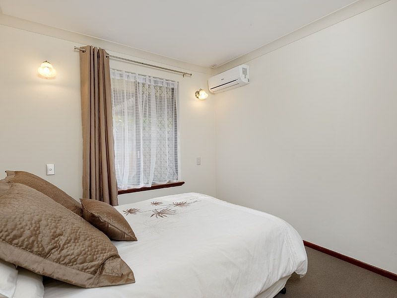 16 Krugger Place, Leeming WA 6149