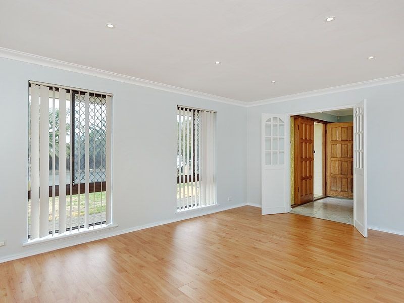 13 Sewell Court, Leeming WA 6149