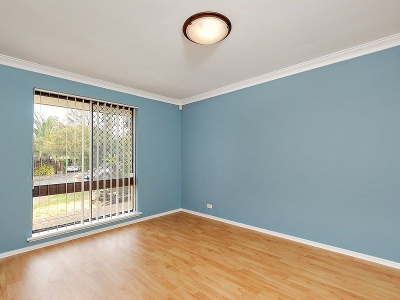 13 Sewell Court, Leeming WA 6149