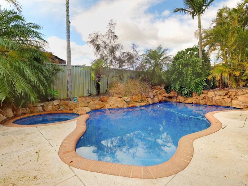 31 Westmorland Drive, Leeming WA 6149