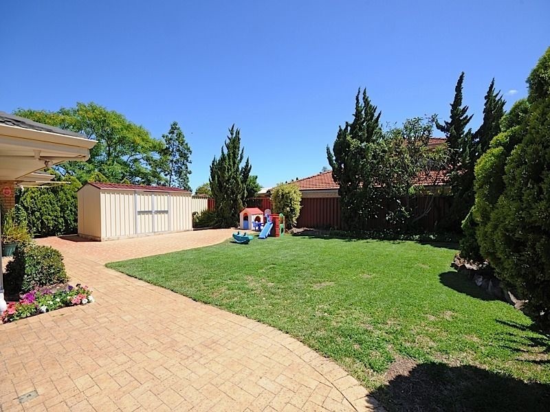 75 Casserly Drive, Leeming WA 6149