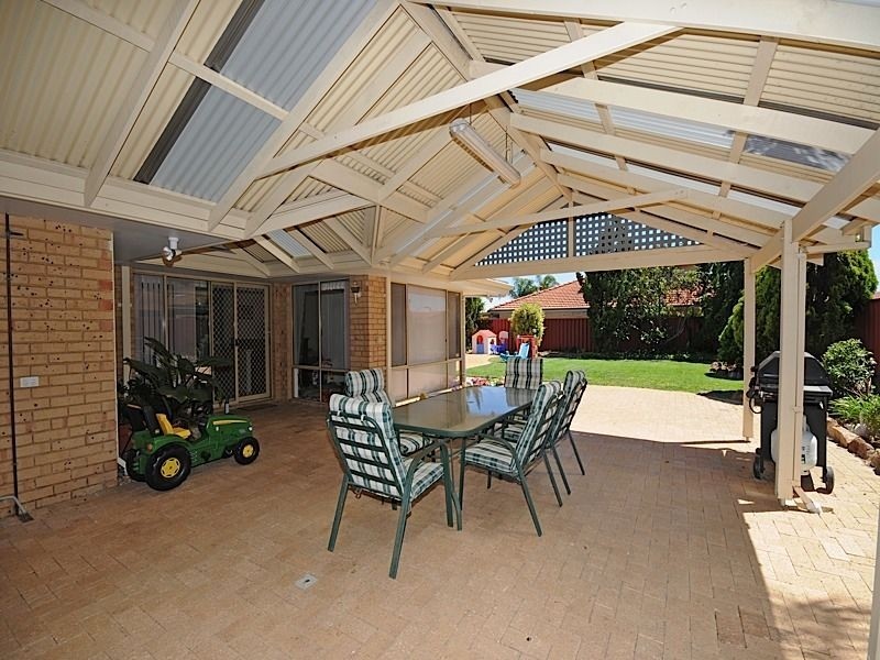 75 Casserly Drive, Leeming WA 6149