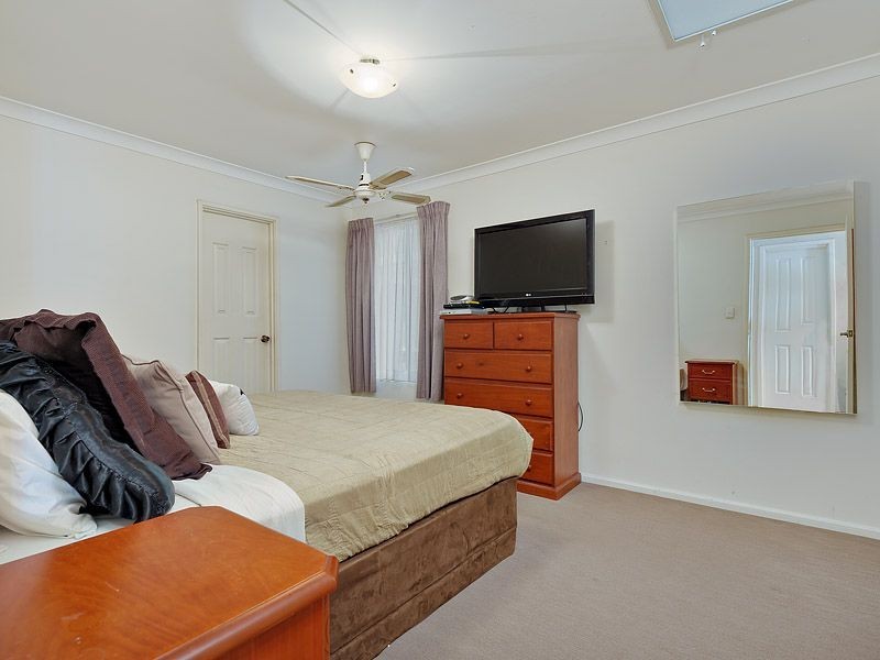 5 Barra Close, Leeming WA 6149