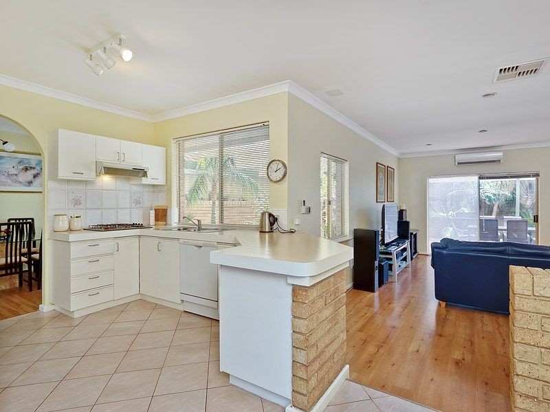 10a Castlemain Heights, Leeming WA 6149